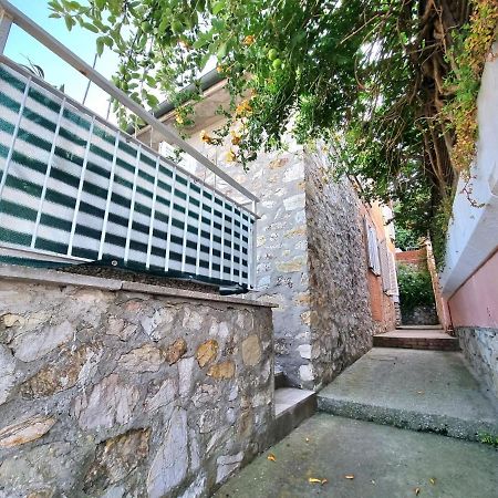 פורטופראיו Appartamenti La Terrazza Sulle Ghiaie - Goelba מראה חיצוני תמונה