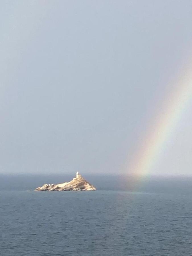 פורטופראיו Appartamenti La Terrazza Sulle Ghiaie - Goelba מראה חיצוני תמונה