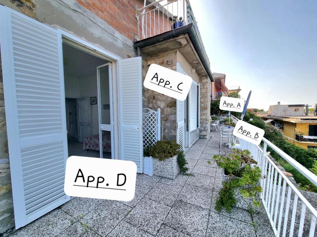 פורטופראיו Appartamenti La Terrazza Sulle Ghiaie - Goelba מראה חיצוני תמונה